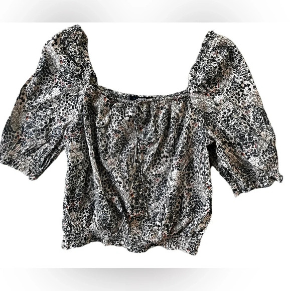 Size XS PAIGE Elise smocked crop top in excellent like-new conditionβ - Picture 4 of 6